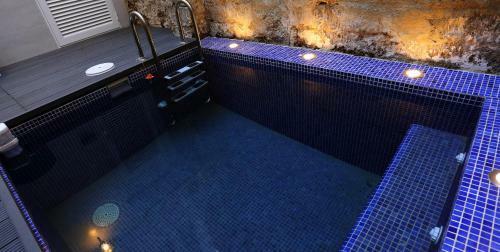 Apartamento Loft Independiente Con Piscina Compartida En Centro De Valencia
