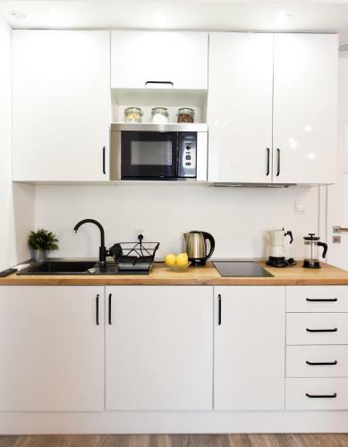 Metropolis Apartment