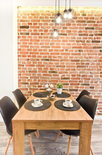 Metropolis Apartment