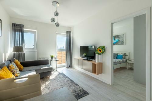 Crossroads Apartment