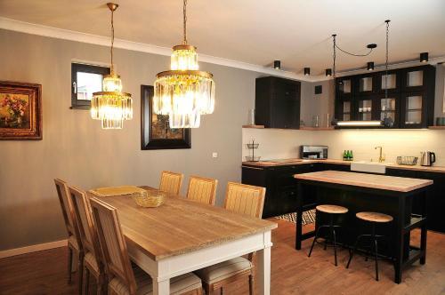 Apartamenty ?eglarska 25