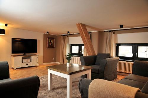 Apartamenty ?eglarska 25