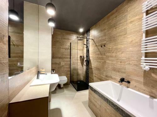 Homestay 2 Apartment With Parking