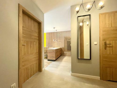 Homestay 2 Apartment With Parking