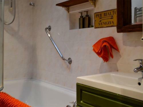 Little Brook Cottage