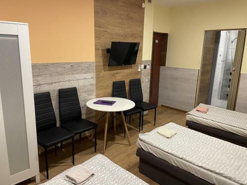 Apartamento Eldom-noclegi, Kolejowa 15 W?growiec