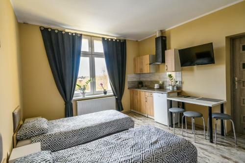 Albergue Centrum Noclegi W?growiec