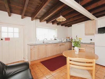 High Farm Cottage