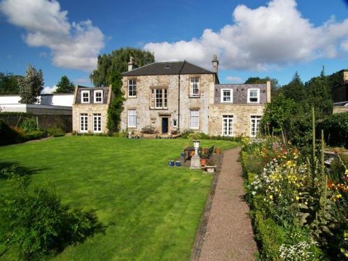 Hostal Rathan House - Guesthouse At Eskbank