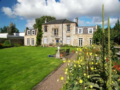 Hostal Rathan House - Guesthouse At Eskbank