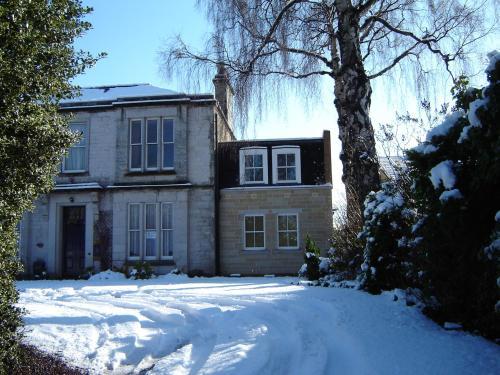 Hostal Rathan House - Guesthouse At Eskbank
