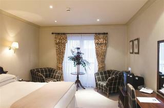 Best Western Three Swans Hotel