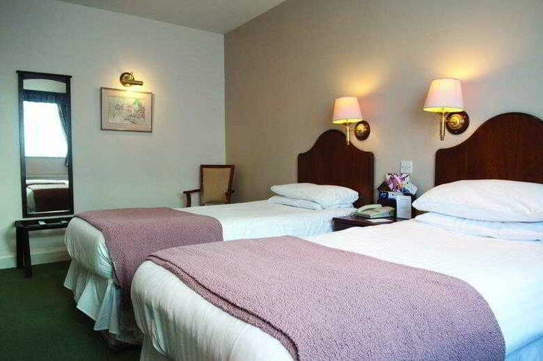 Best Western Three Swans Hotel