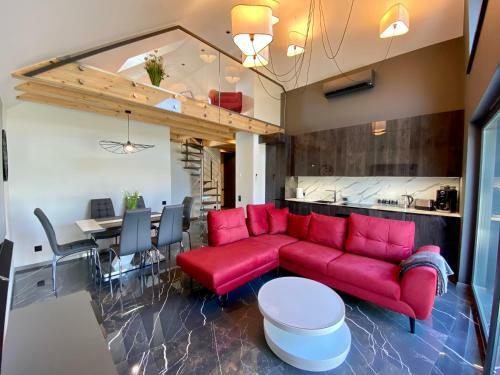 Apartament Lux Ustro?