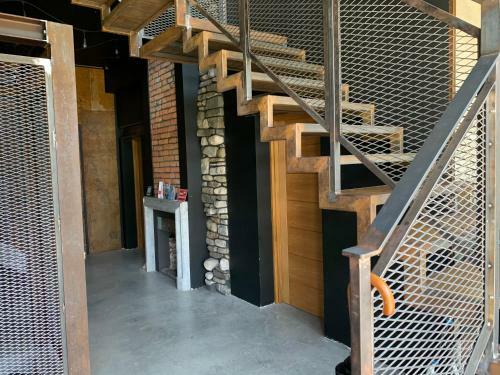 Hostal Black House 88