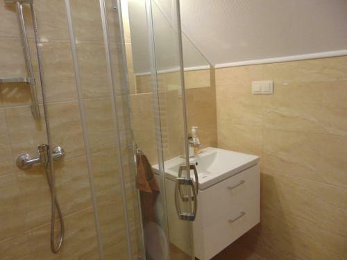Bed & Breakfast Gosciniec Pod Brzegiem