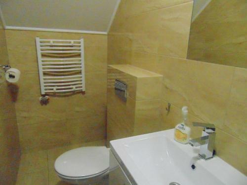 Bed & Breakfast Gosciniec Pod Brzegiem