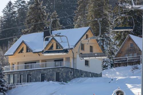Villa Gromadzy?