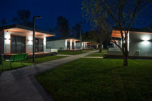 Wrzos Resort & Wellness **** Domki Ca?oroczne