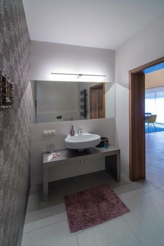 Natura Villa Spa