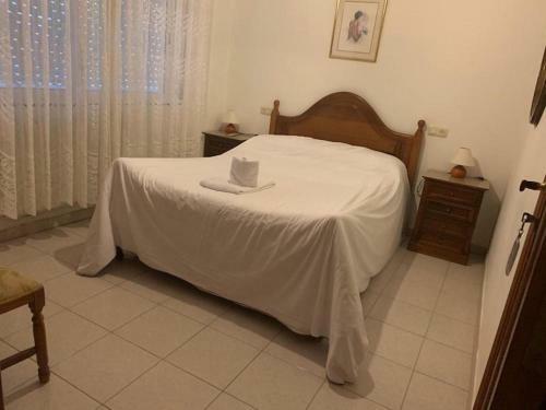 Room In Guest Room - Hostal Restaurante Seoane