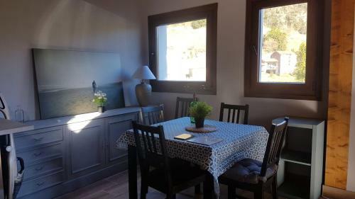 Casita Junto Al R�o Deva