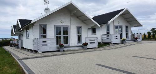 Lodge Komodor - Ozonowane Domki