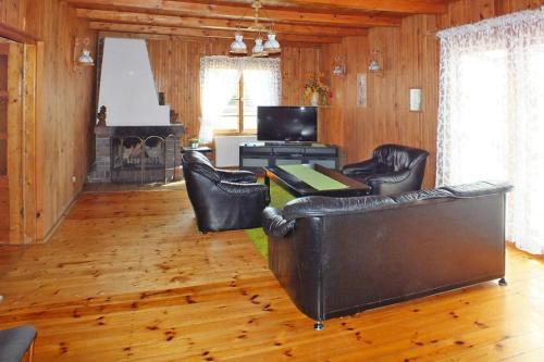 Holiday Home, Wicie