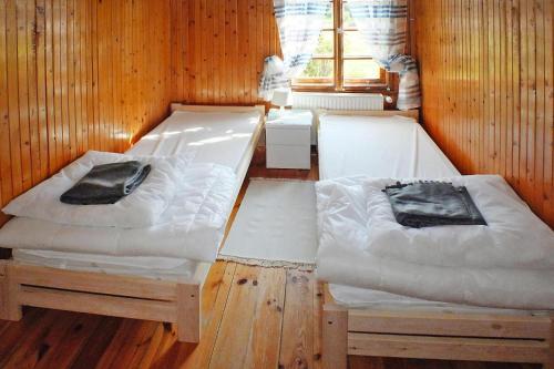 Holiday Home, Wicie