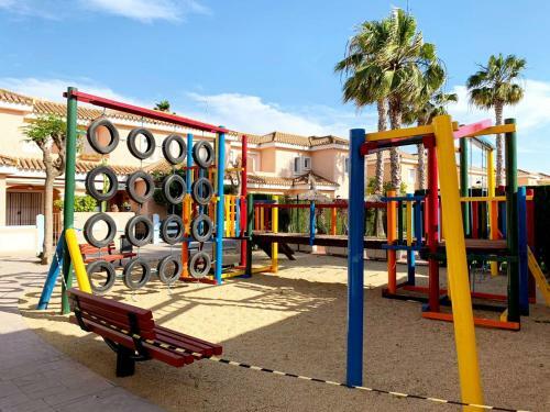 Apartamento Marinas Sol - Tu Hogar Con Jard�n Privado!