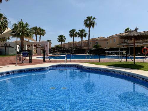 Apartamento Marinas Sol - Tu Hogar Con Jard�n Privado!