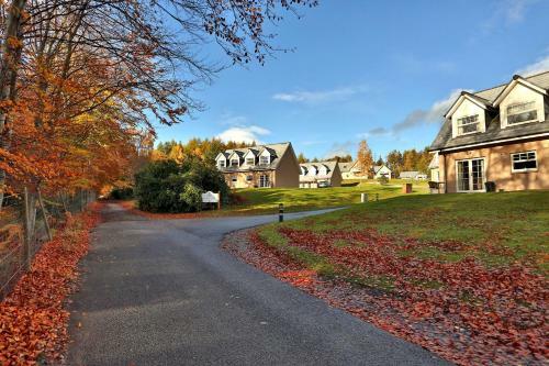 Inchmarlo Villas