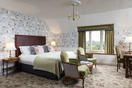 Hotel South Lodge