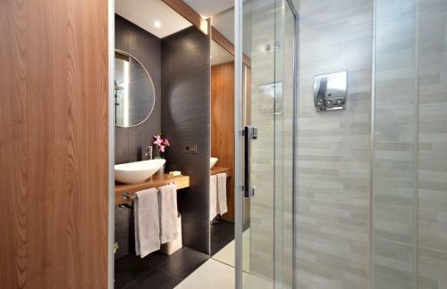 Apartamento Suite De Lujo-centro Kilometro 0-parking