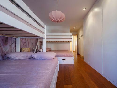 Castro House By Pris
