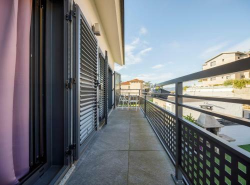 Castro House By Pris