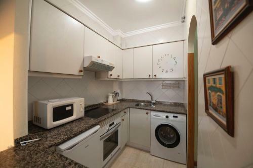 Apartamento Primera Linea De Playa Samil