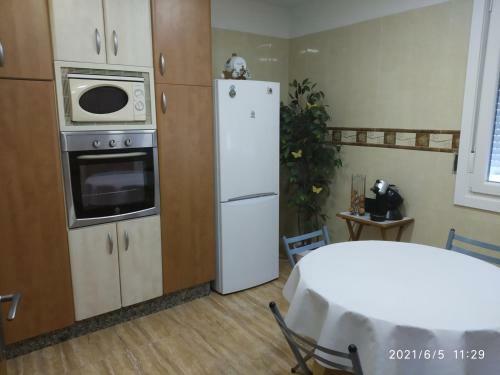 Apartamento Piso Con Aparcamiento Cerca De Playa Samil