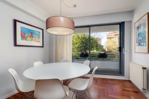 Apartamento Moderno Garaje Y Wifi