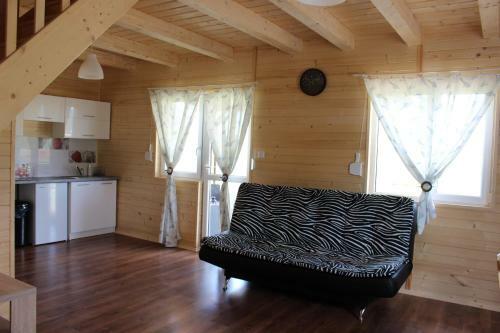 Lodge Bia?y ?ab?d?
