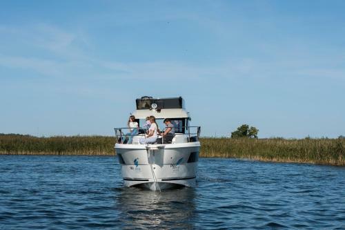 Jacht Motorowy Balt Tytan 1018 Fly