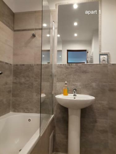 Apartament Wolin Nad Wod? Ko?o Miedzyzdroj�w