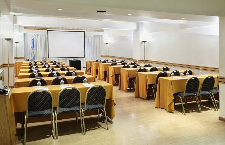 Dolmen Hotel