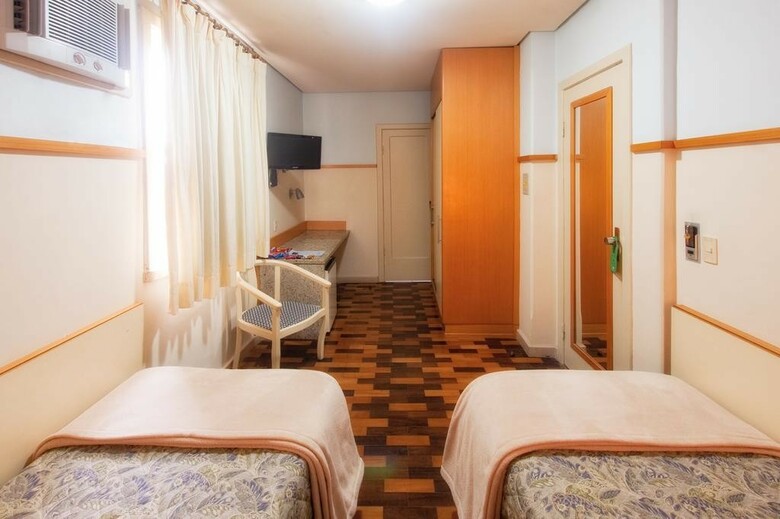 Oscar Hotel