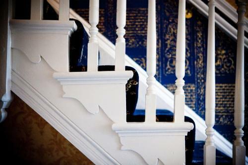 Hostal Tower House Executive Guest House