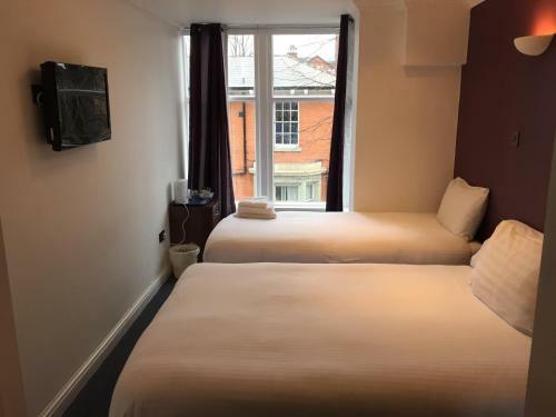 Hostal Hill View Hotel