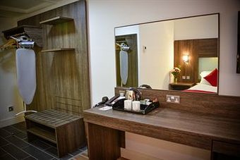 Hotel Chalon Court
