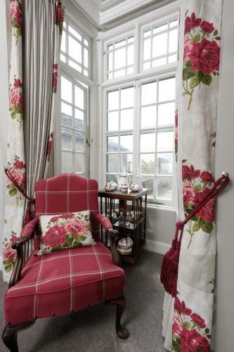 Willoughby Place