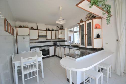 Apartamento Piso De Playa Con Terraza En El Centro De Vilanova