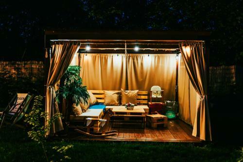 Aloha Glamp - Prywatne Jacuzzi & Sauna